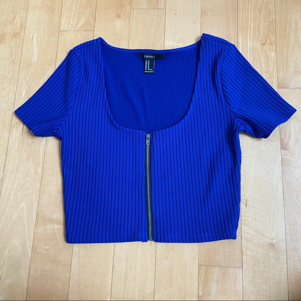 Cropped T-Shirt
